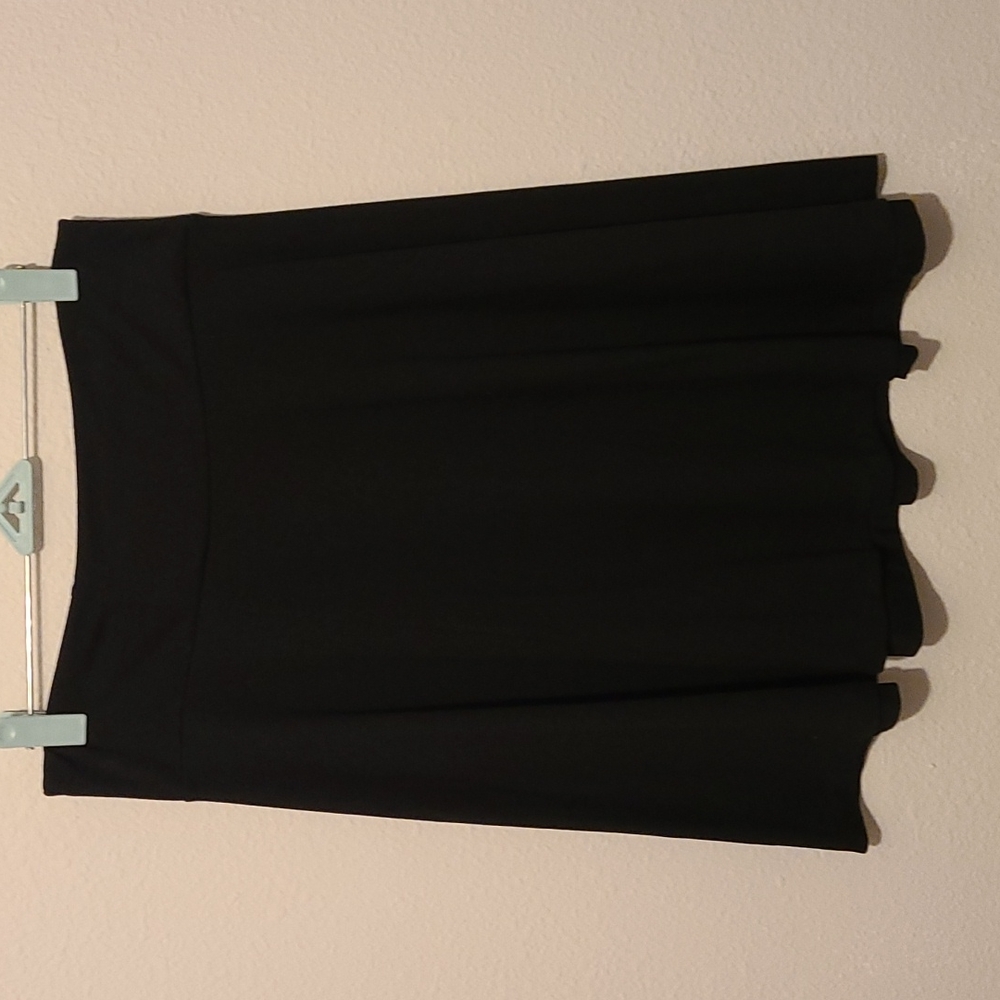Black skirt
